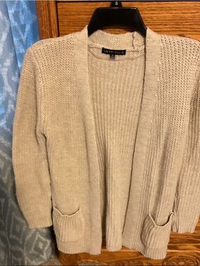 Love + Elle Cream Open-Front Knit Cardigan with Pockets